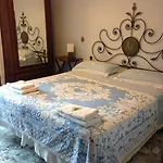 Affittacamere Casavale Carloforte (Isola di San Pietro)