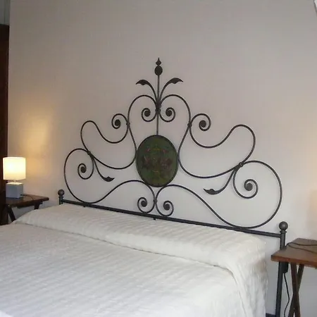 Guest house Casavale 3*