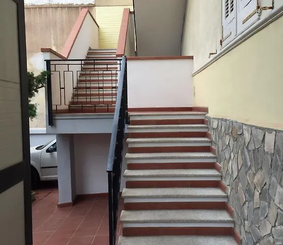 招待所 Casavale 3*